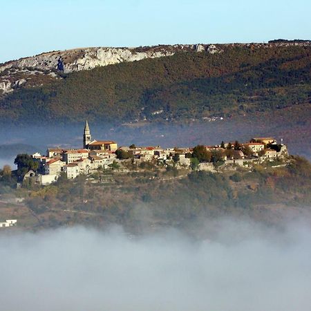 Apartment Bastion Buzet Exteriér fotografie